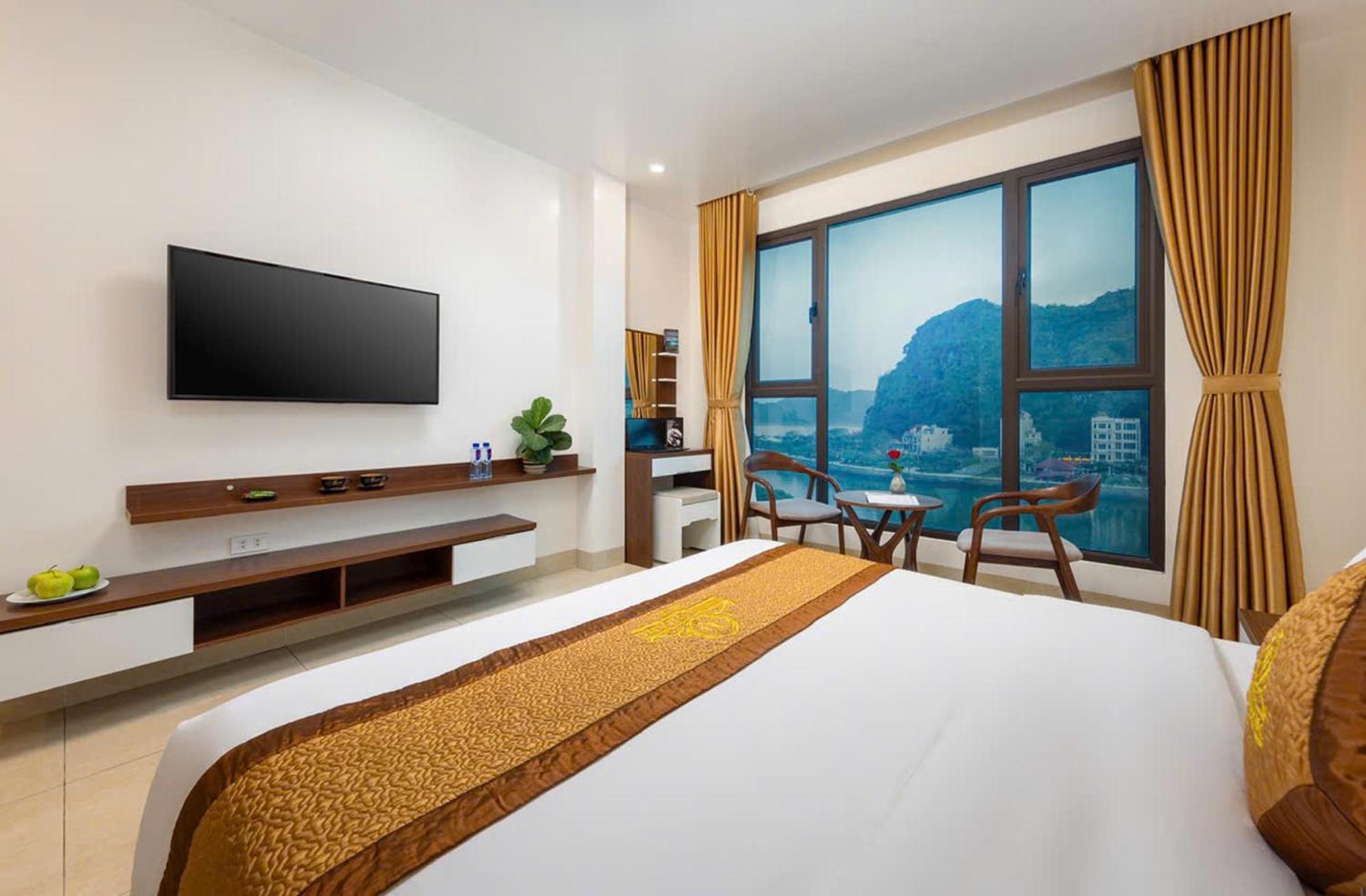 Tung Quang Hotel Dong Khe Sau Extérieur photo
